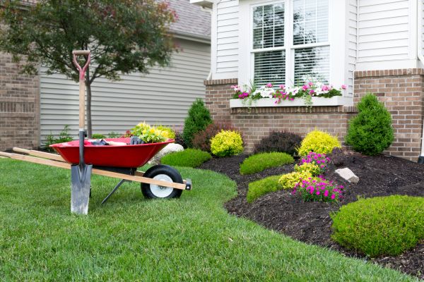 Landscape Maintenance Service in Wentzville