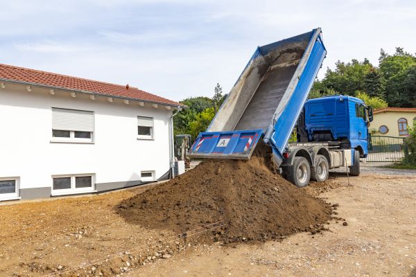 Garden Dirt Delivery in Wentzville