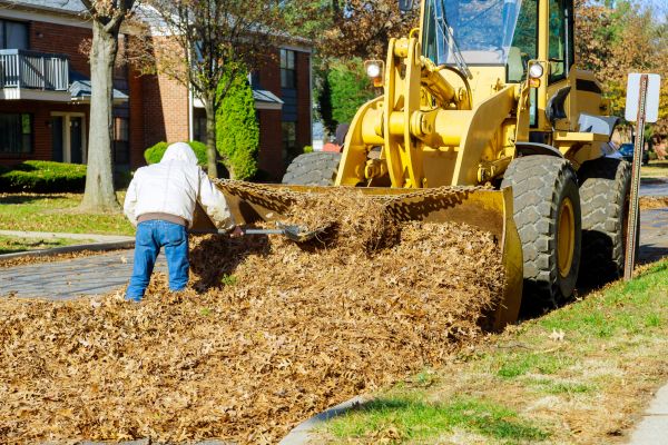 Mulch Hauling in Wentzville